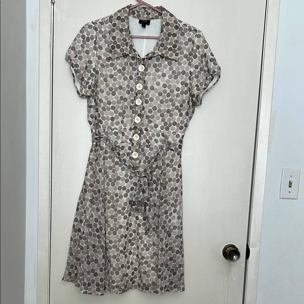 I LE Size 14 Polka Dot Button-Up Dress With Waist Tie